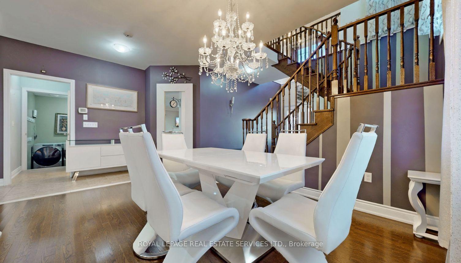 Photo 13 of 45 Mapleton Mills Drive S, King, Schomberg — HOMEH