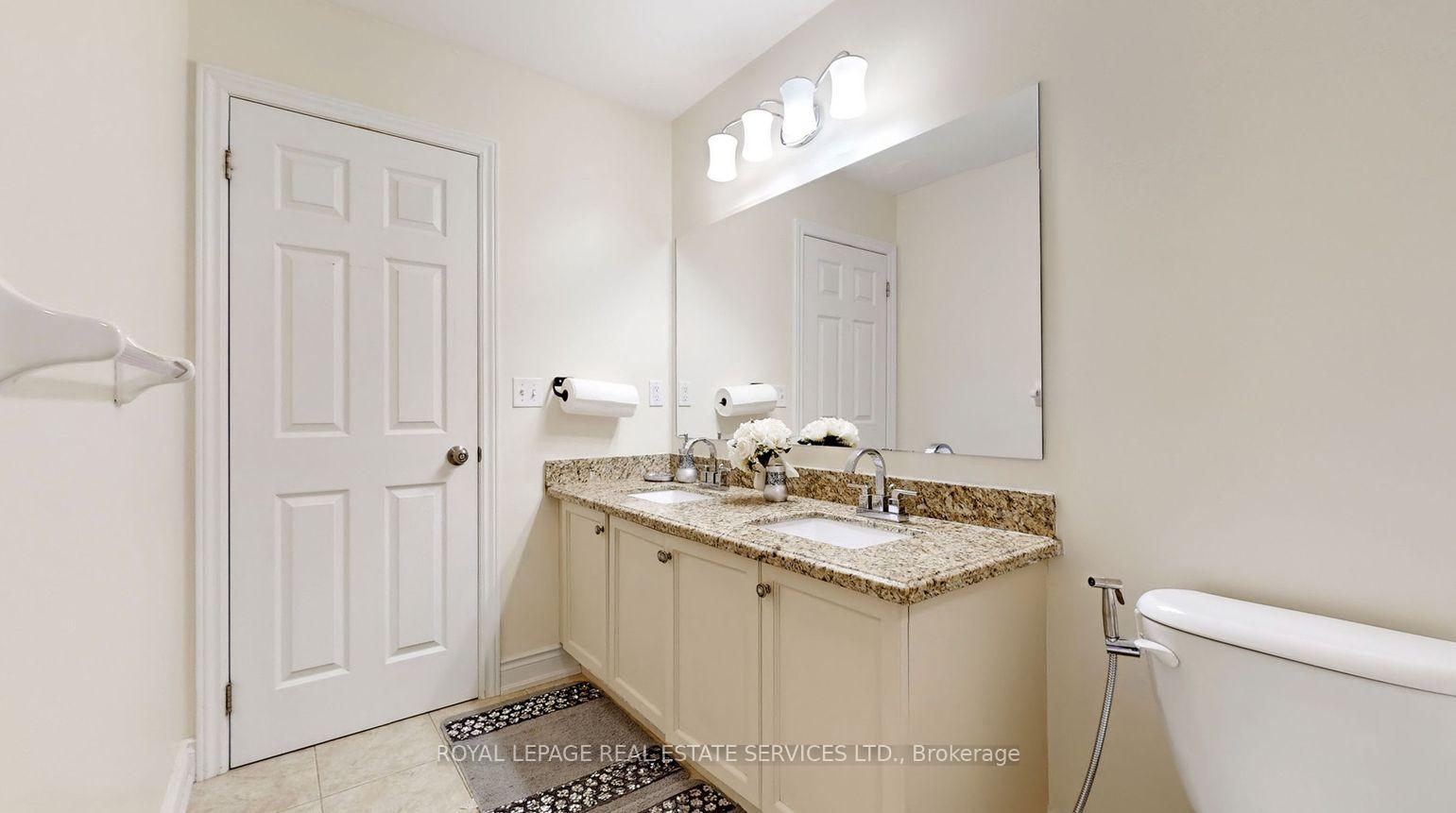 Photo 21 of 45 Mapleton Mills Drive S, King, Schomberg — HOMEH