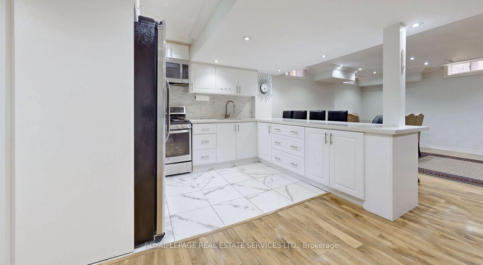 Photo 33 of 45 Mapleton Mills Drive S, King, Schomberg — HOMEH