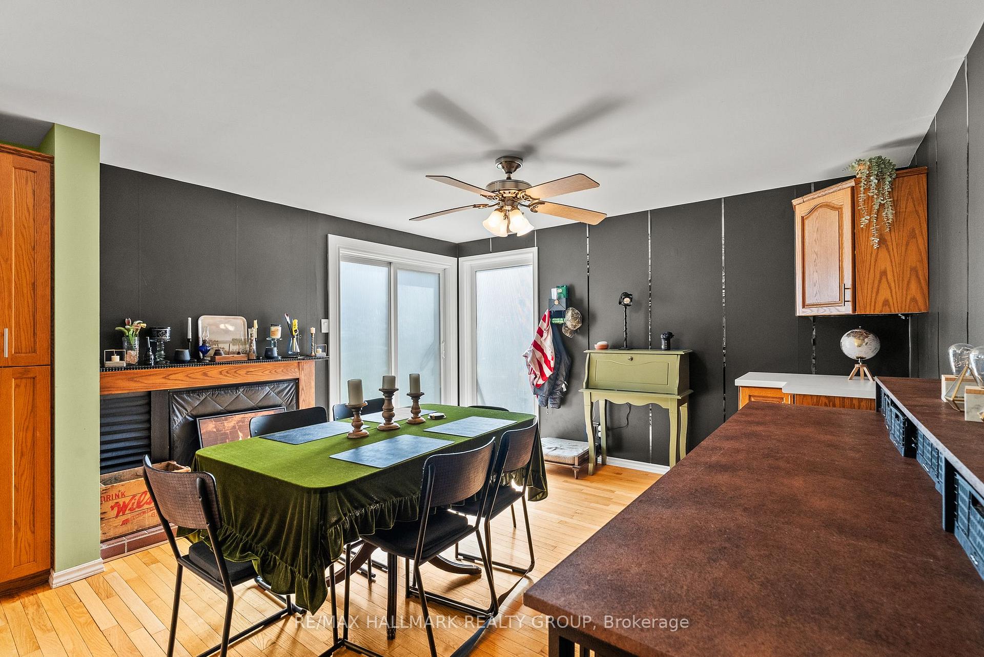 Photo 10 of 932 Beauclaire Drive, Ottawa, Orleans Wood — HOMEH