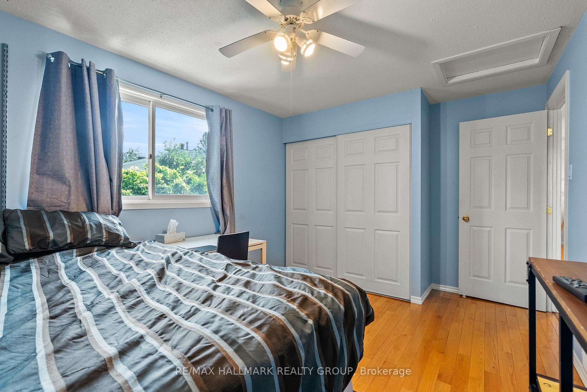 Photo 21 of 932 Beauclaire Drive, Ottawa, Orleans Wood — HOMEH