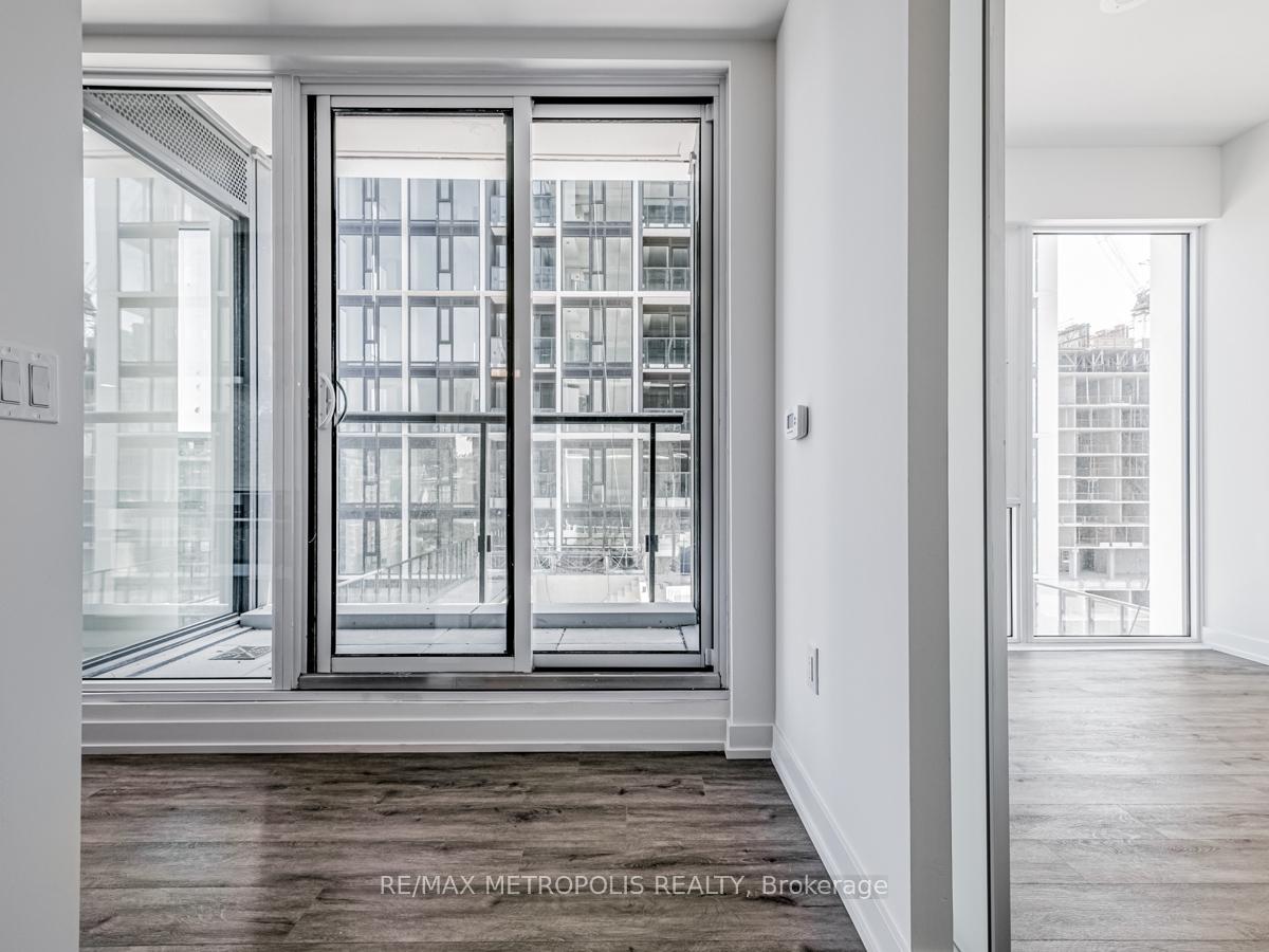 Photo 5 of Unit 1508, 158 Front Street E, Toronto, Bay Street Corridor — HOMEH