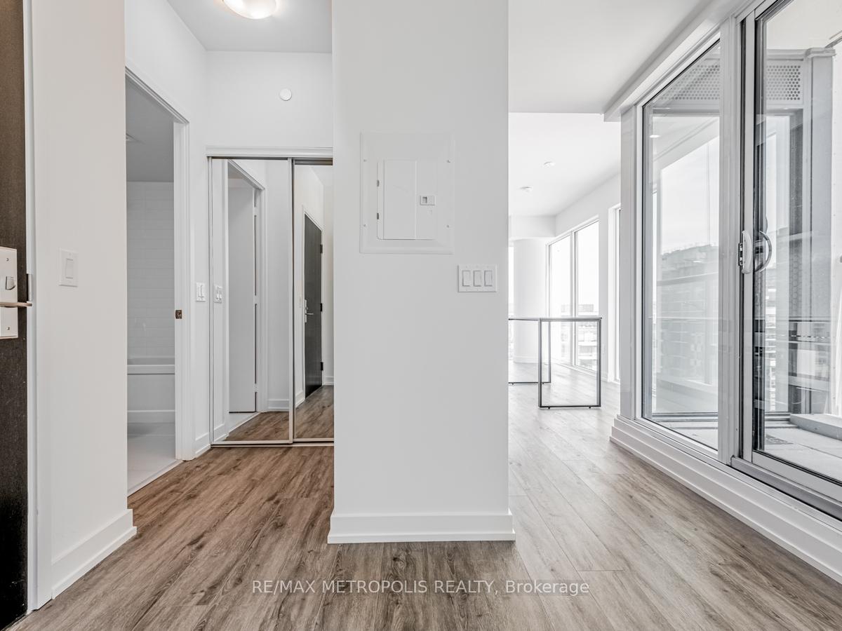 Photo 6 of Unit 1508, 158 Front Street E, Toronto, Bay Street Corridor — HOMEH