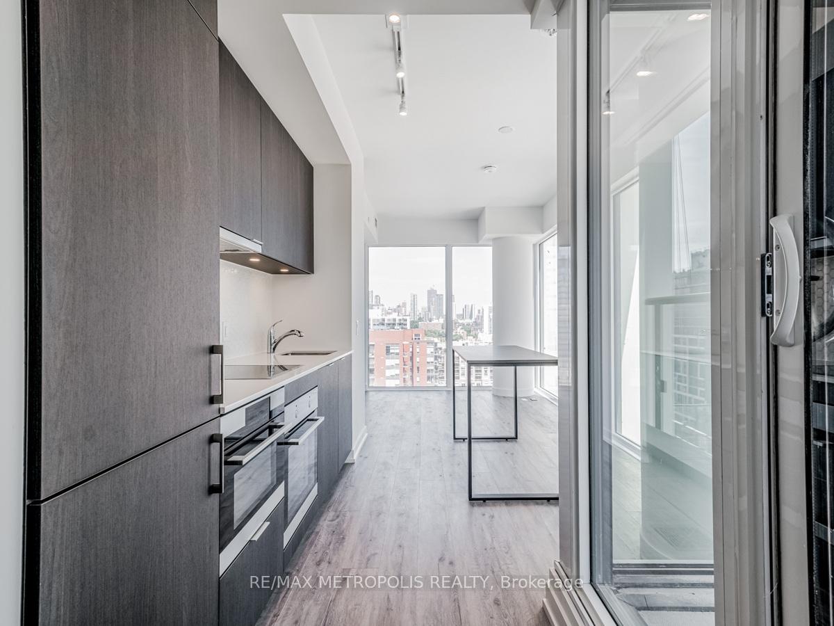 Photo 11 of Unit 1508, 158 Front Street E, Toronto, Bay Street Corridor — HOMEH