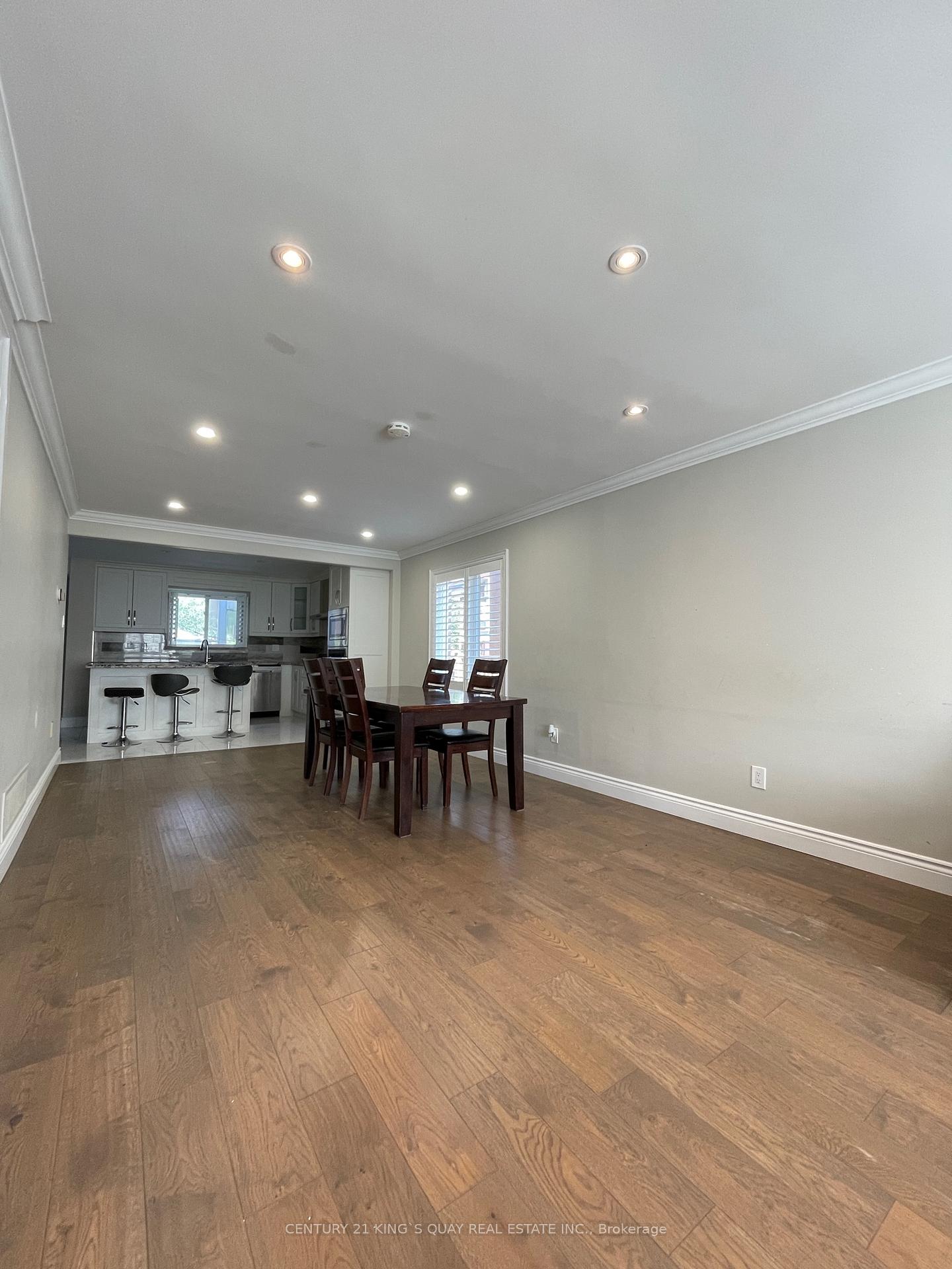 Photo 7 of 230 Raymerville Drive, Markham, Raymerville — HOMEH