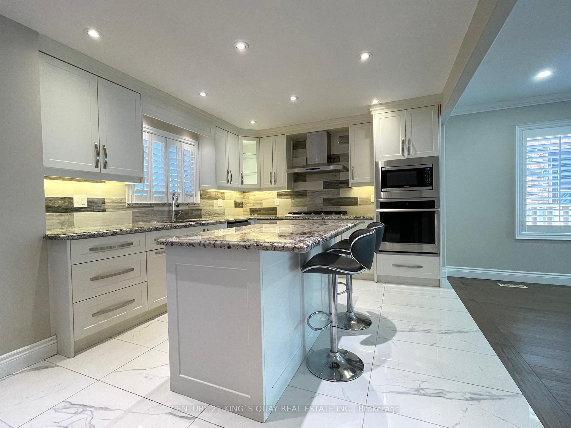Photo 13 of 230 Raymerville Drive, Markham, Raymerville — HOMEH