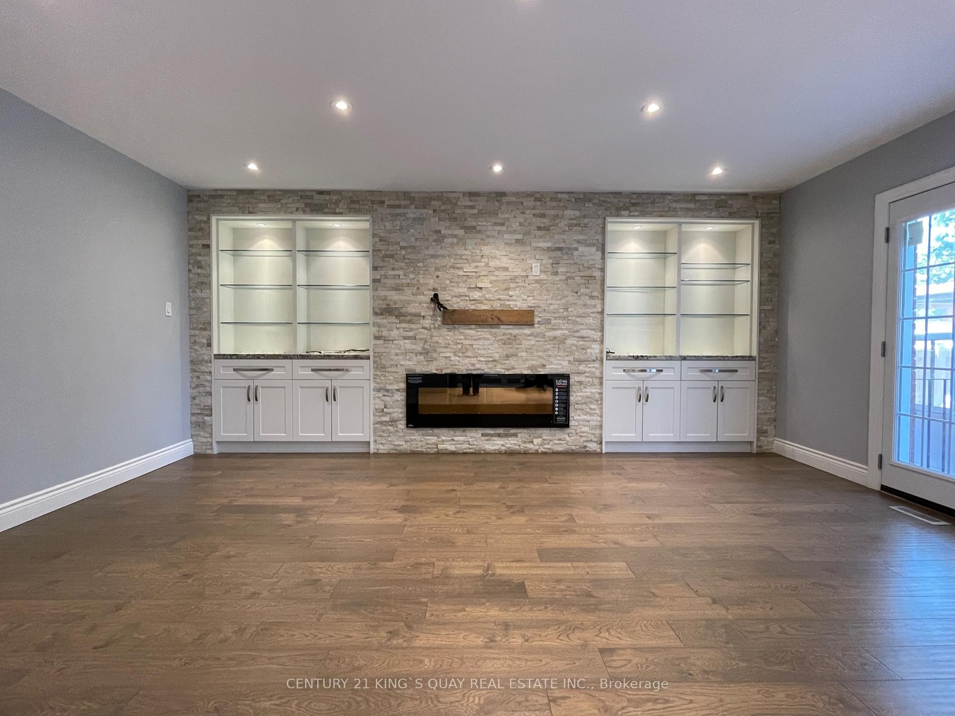 Photo 16 of 230 Raymerville Drive, Markham, Raymerville — HOMEH