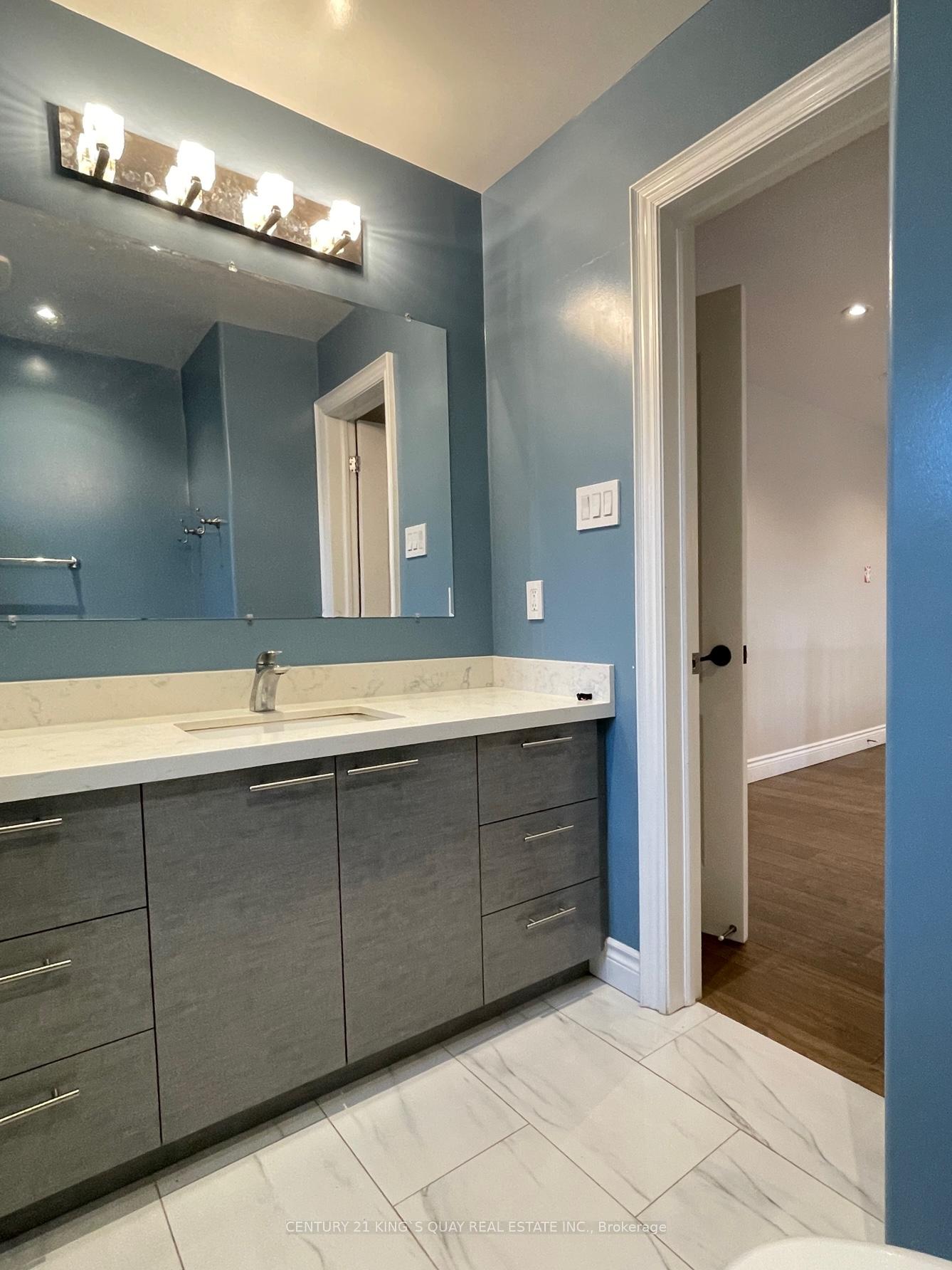 Photo 25 of 230 Raymerville Drive, Markham, Raymerville — HOMEH