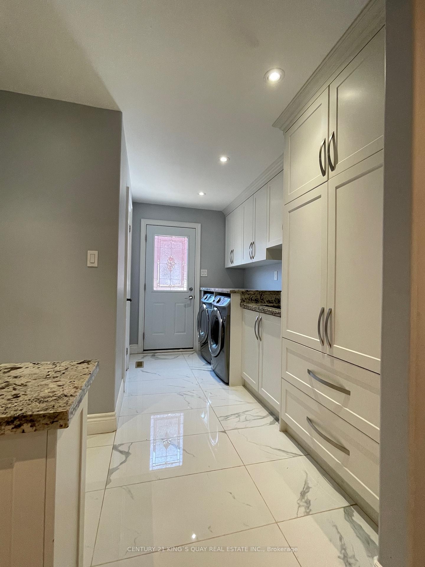 Photo 31 of 230 Raymerville Drive, Markham, Raymerville — HOMEH