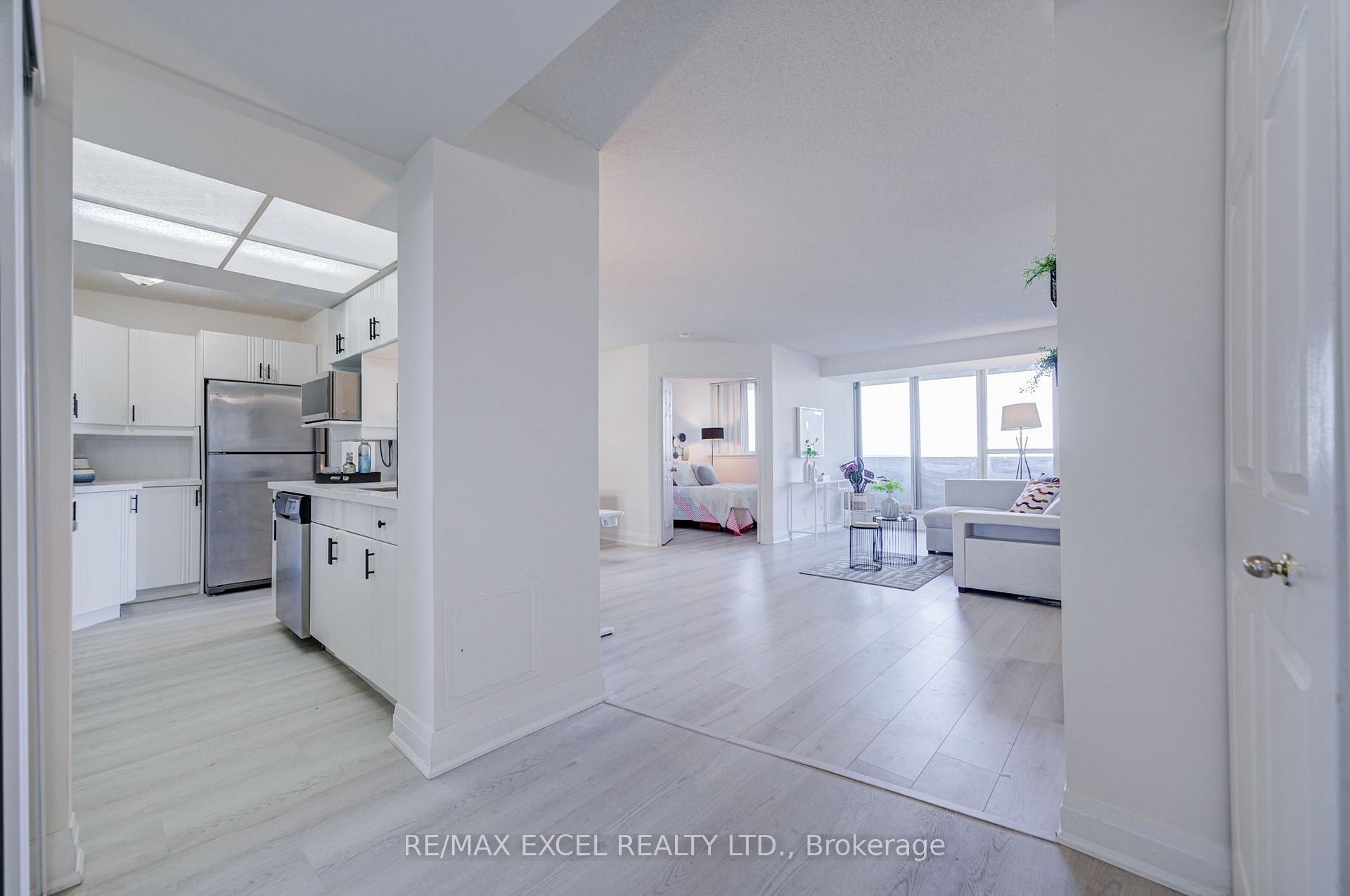 Photo 13 of Unit 906, 30 Thunder Grove, Scarborough, Agincourt North — HOMEH