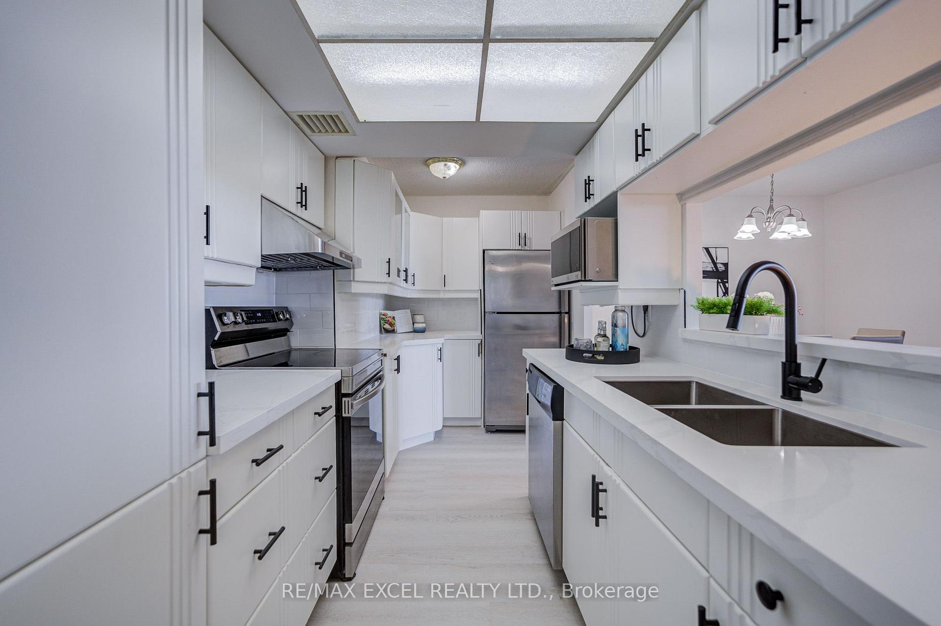 Photo 15 of Unit 906, 30 Thunder Grove, Scarborough, Agincourt North — HOMEH