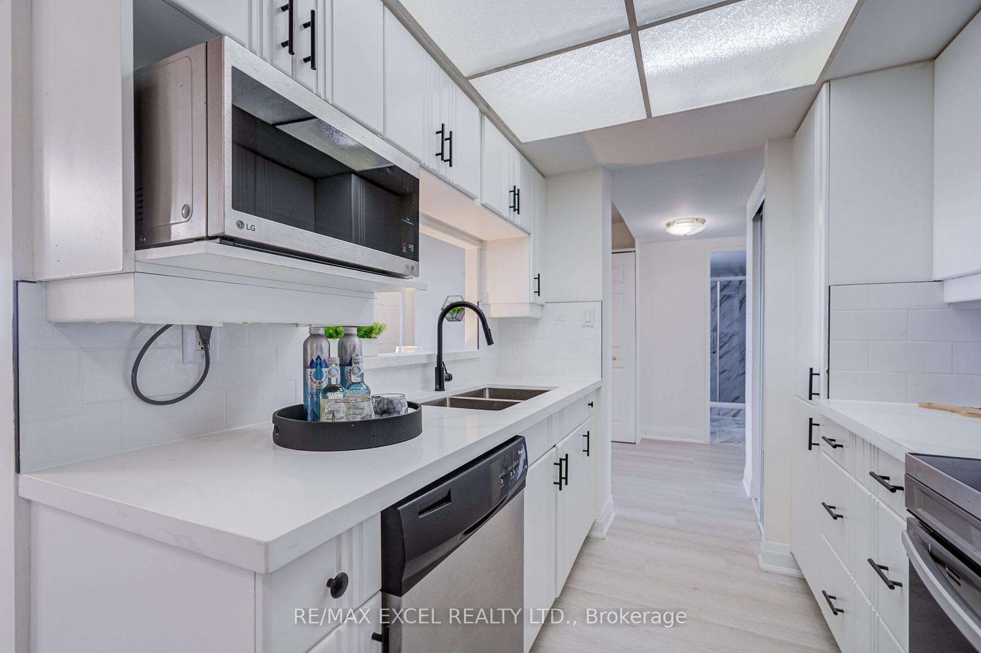 Photo 19 of Unit 906, 30 Thunder Grove, Scarborough, Agincourt North — HOMEH