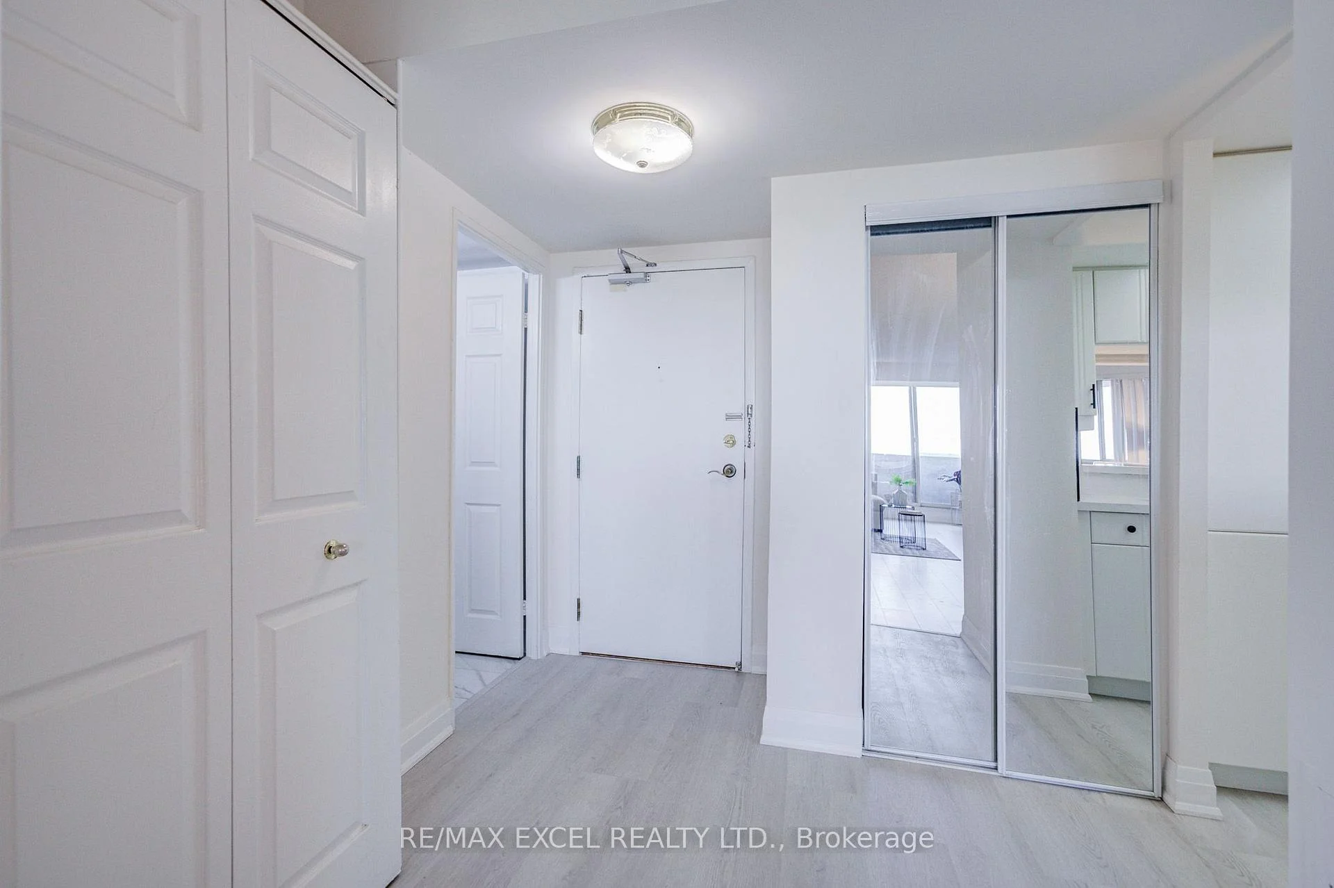 Photo 11 of Unit 906, 30 Thunder Grove, Scarborough, Agincourt North — HOMEH