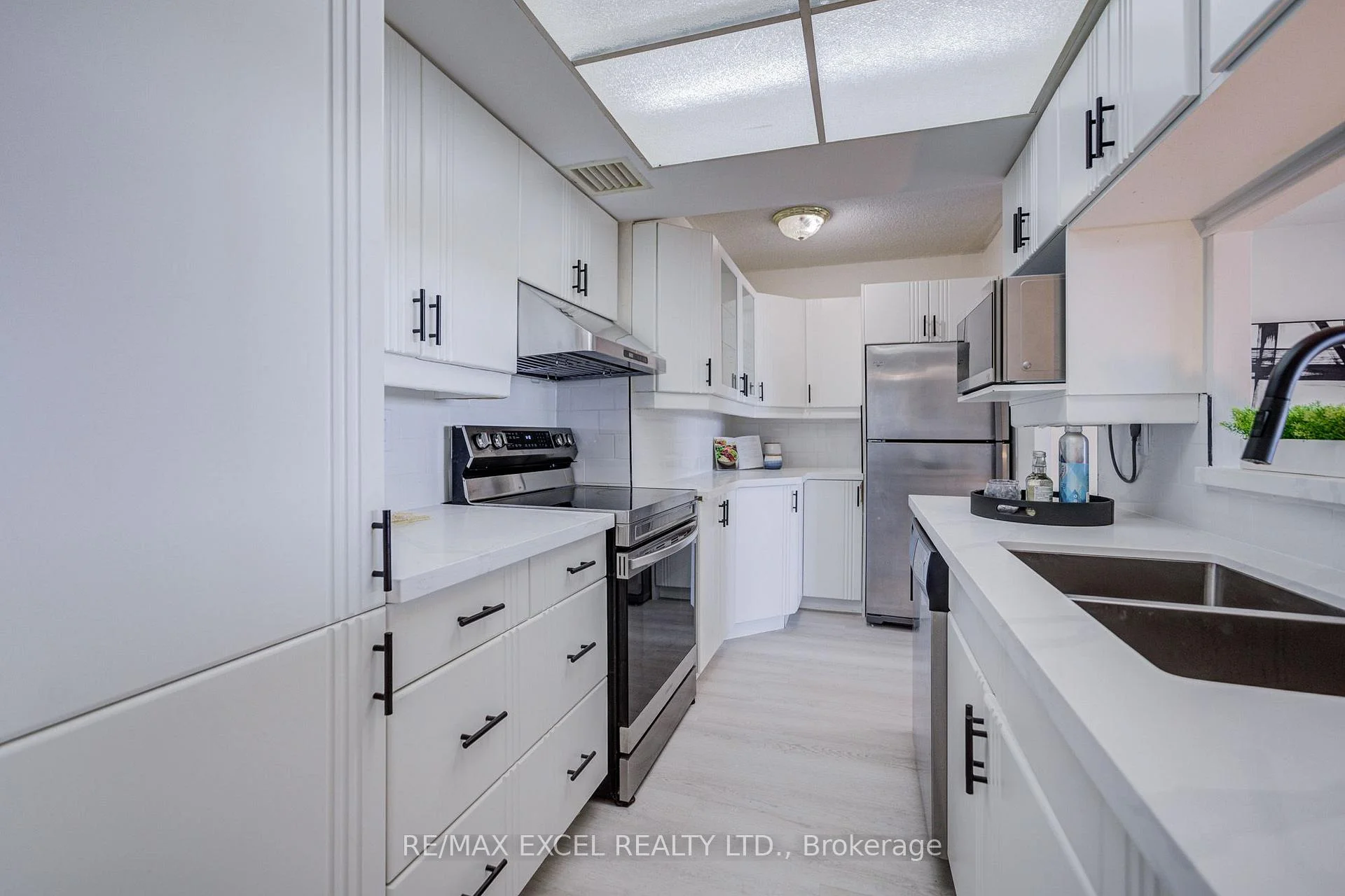 Photo 17 of Unit 906, 30 Thunder Grove, Scarborough, Agincourt North — HOMEH