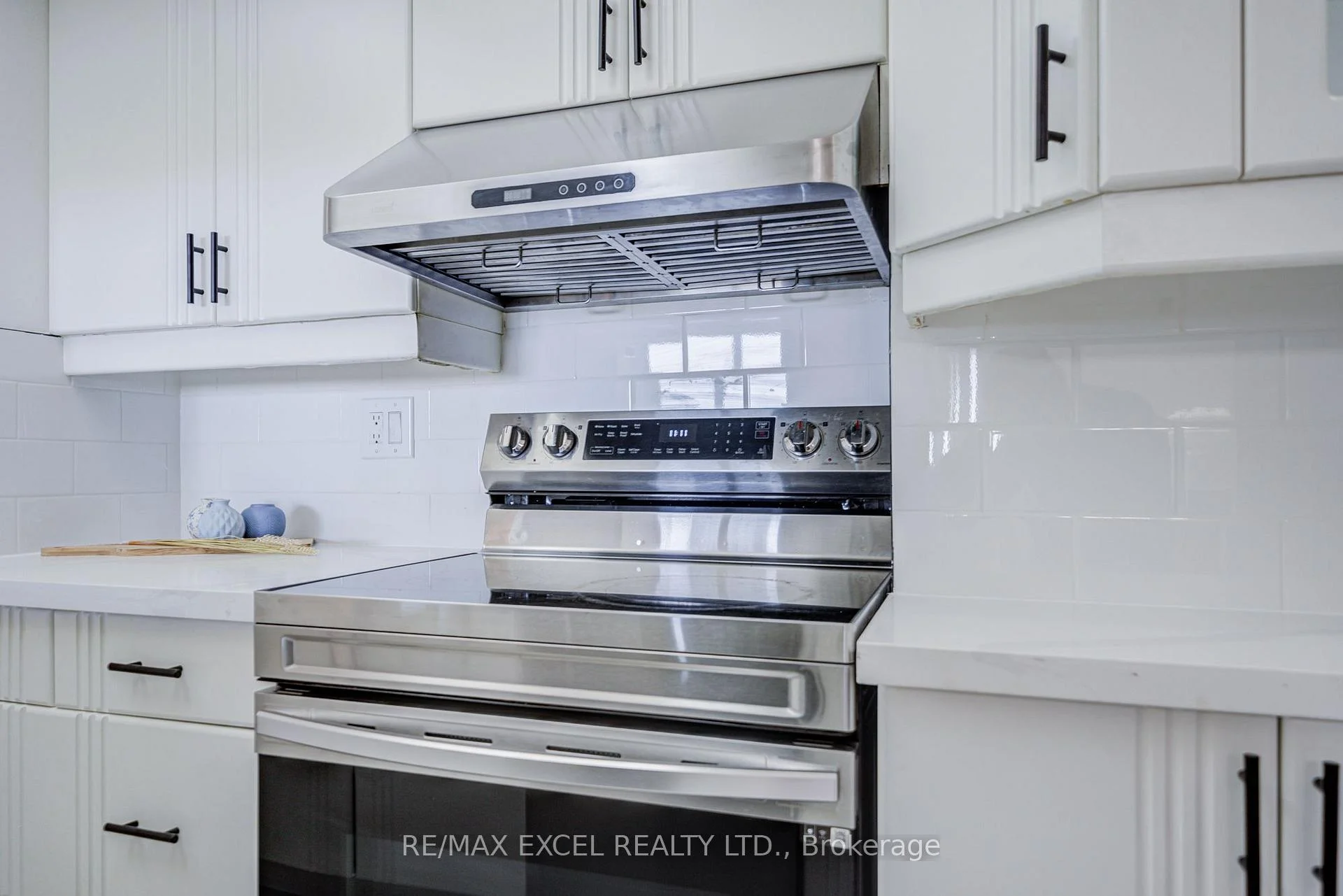 Photo 23 of Unit 906, 30 Thunder Grove, Scarborough, Agincourt North — HOMEH