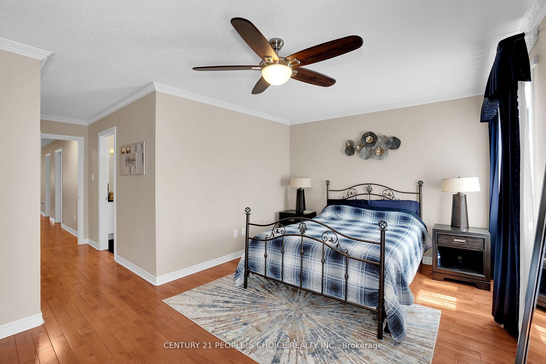 Photo 11 of 160 Carrier Crescent, Vaughan, Patterson — HOMEH