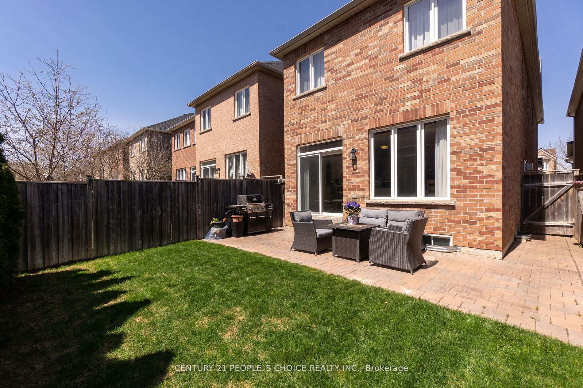 Photo 22 of 160 Carrier Crescent, Vaughan, Patterson — HOMEH