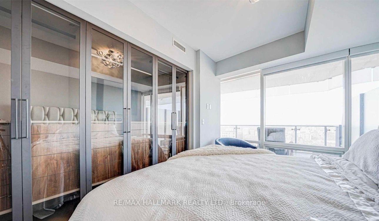 Photo 17 of Unit 6009, 1 Bloor Street E, Toronto, Church-Yonge Corridor — HOMEH