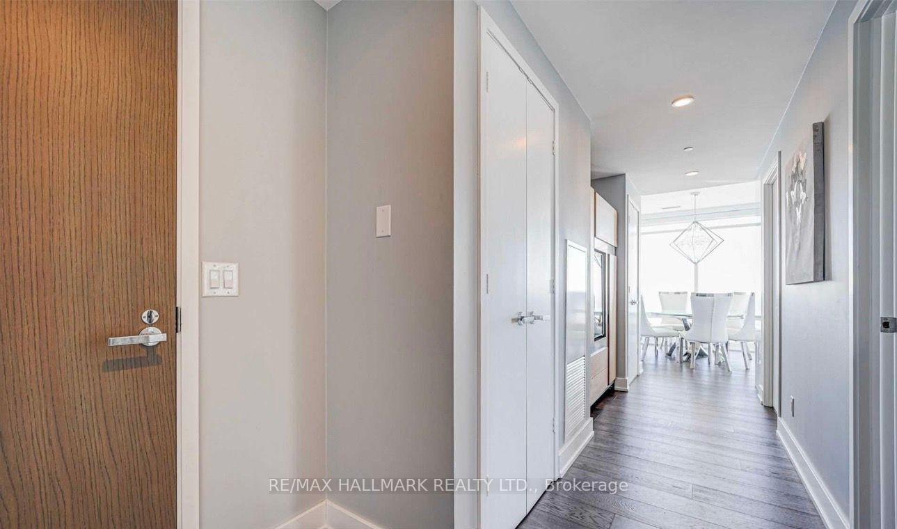 Photo 31 of Unit 6009, 1 Bloor Street E, Toronto, Church-Yonge Corridor — HOMEH