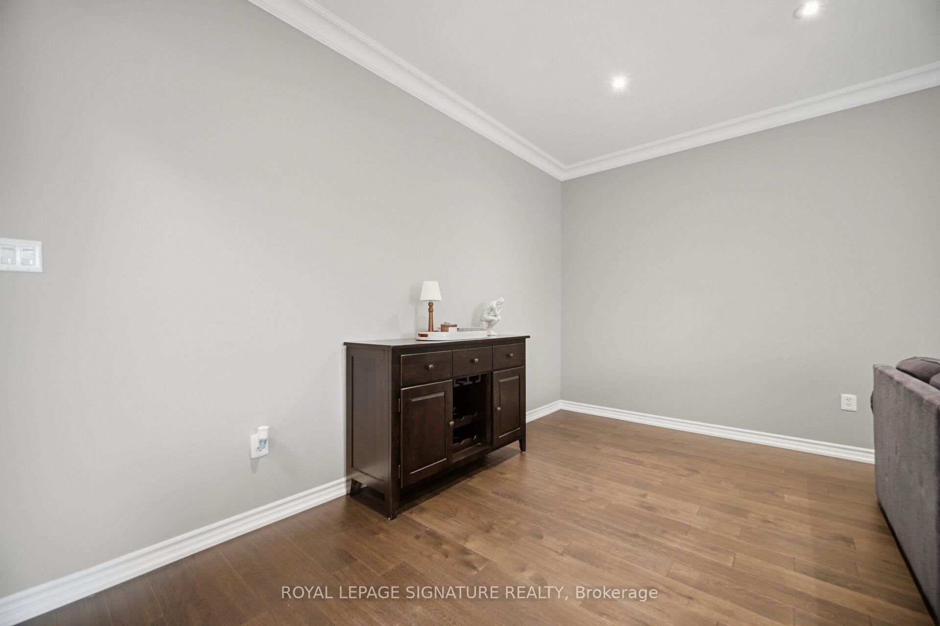 Photo 8 of 3059 Ferguson Drive, Burlington, Alton — HOMEH