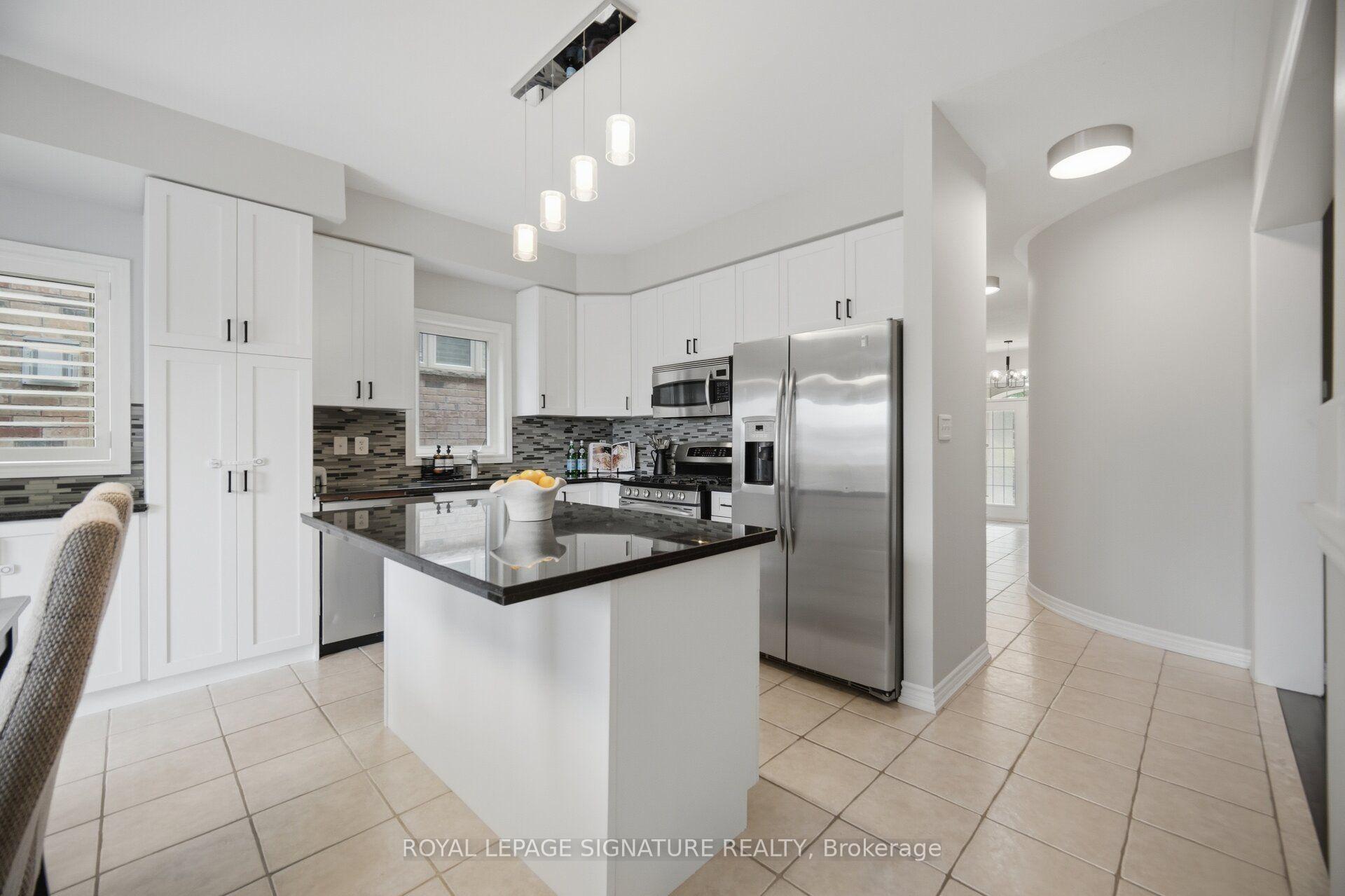 Photo 13 of 3059 Ferguson Drive, Burlington, Alton — HOMEH