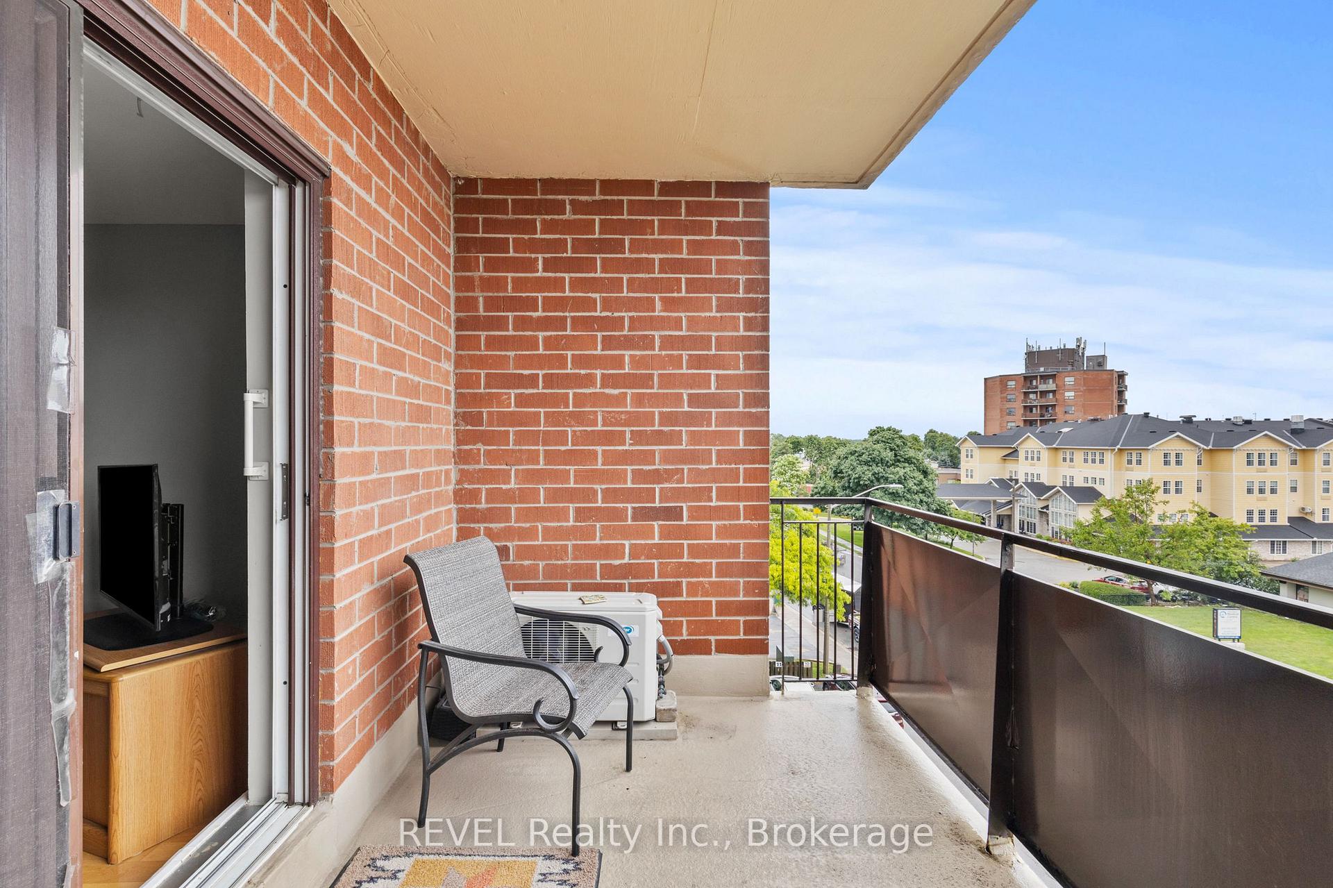 Photo 21 of Unit 401, 3955 Portage Road, Niagara Falls, Stamford — HOMEH