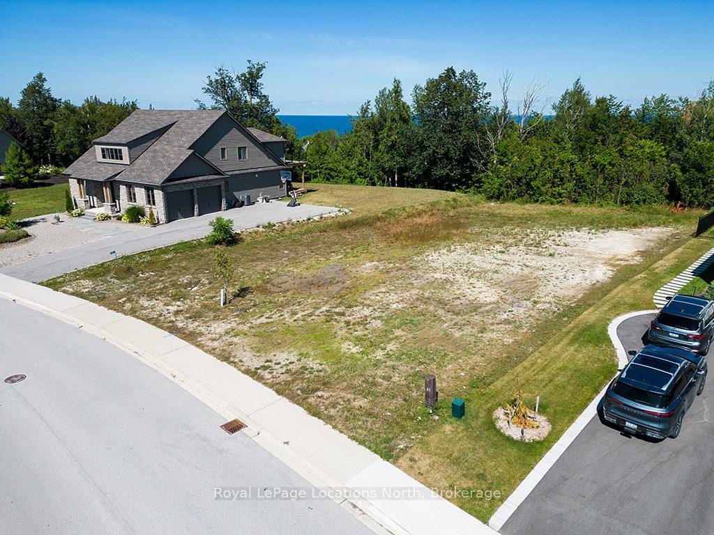 Photo 10 of 127 West Ridge Drive, Blue Mountains — HOMEH
