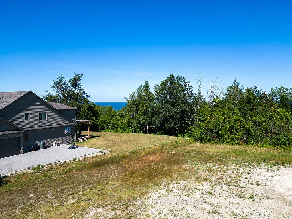 Photo 15 of 127 West Ridge Drive, Blue Mountains — HOMEH