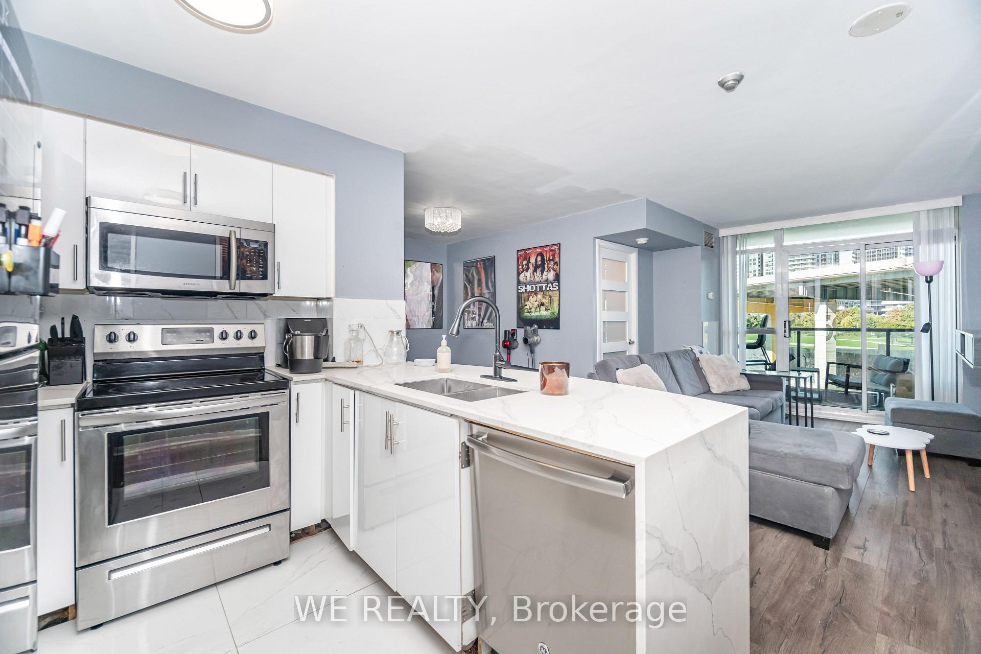 Photo 5 of Unit 519, 231 Fort York Boulevard, Toronto, Niagara — HOMEH