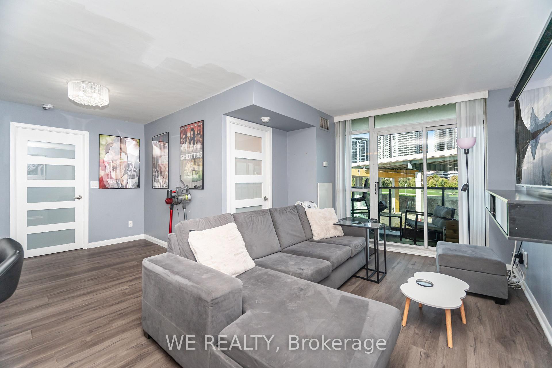 Photo 6 of Unit 519, 231 Fort York Boulevard, Toronto, Niagara — HOMEH