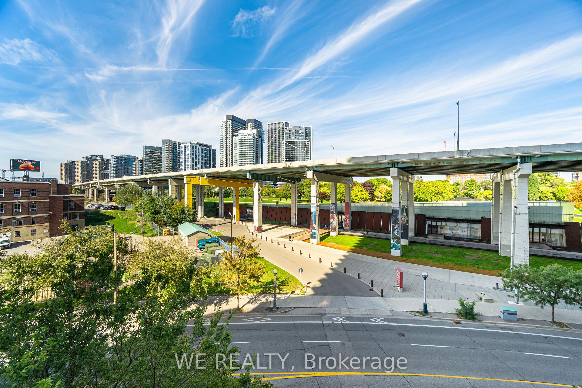 Photo 15 of Unit 519, 231 Fort York Boulevard, Toronto, Niagara — HOMEH