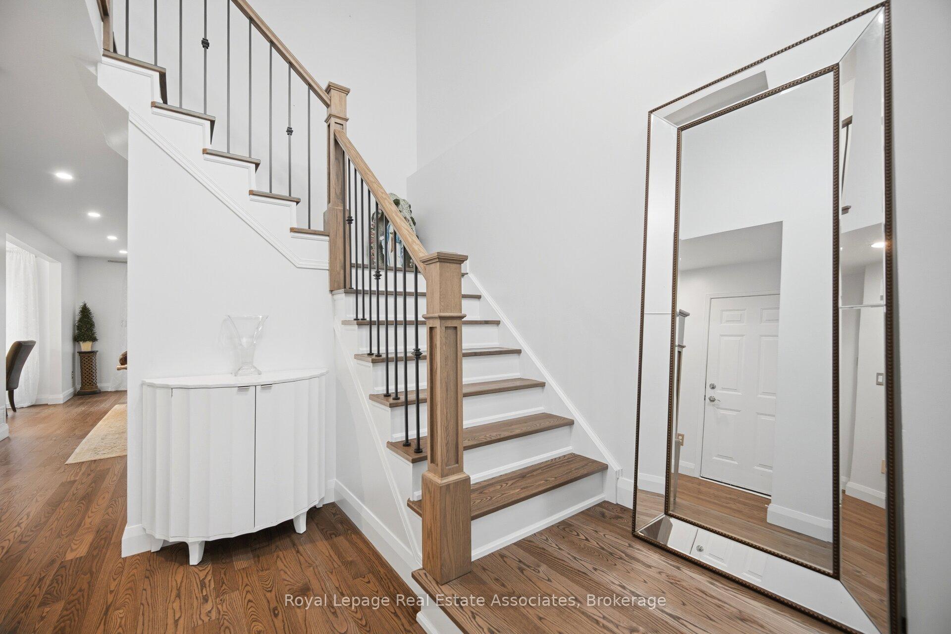 Photo 12 of 4119 Continental Drive, Burlington, Rose — HOMEH