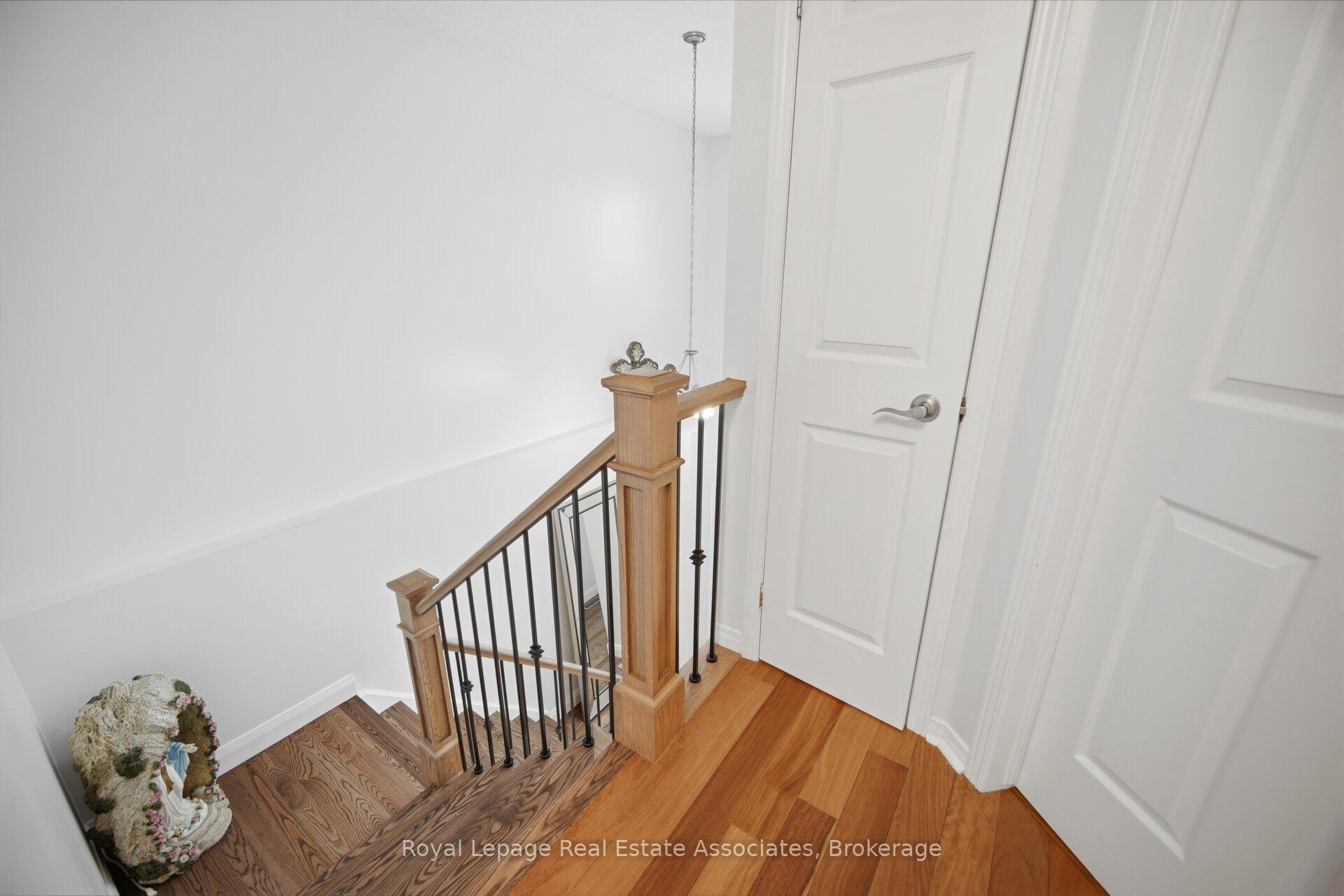 Photo 24 of 4119 Continental Drive, Burlington, Rose — HOMEH