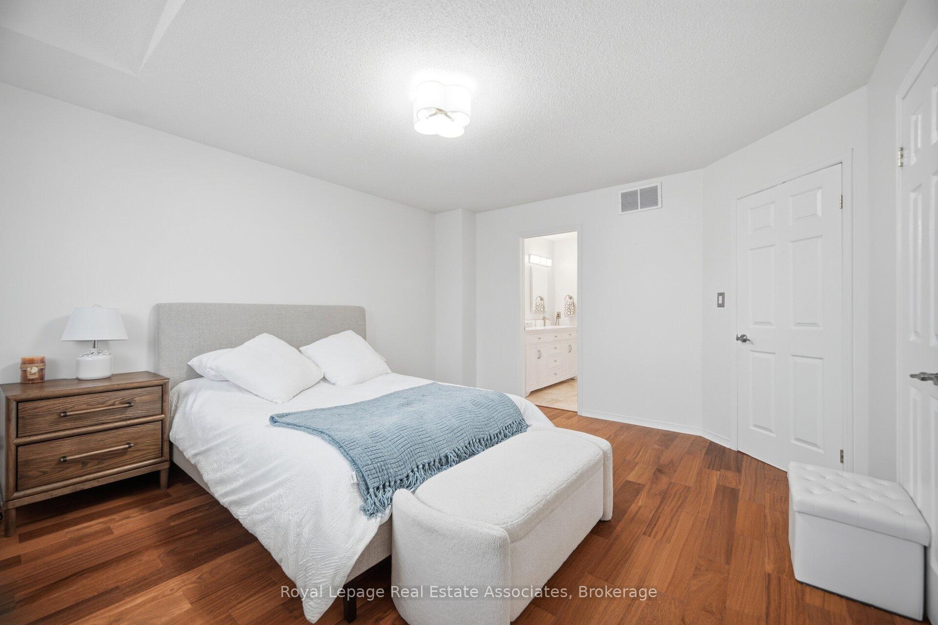 Photo 27 of 4119 Continental Drive, Burlington, Rose — HOMEH