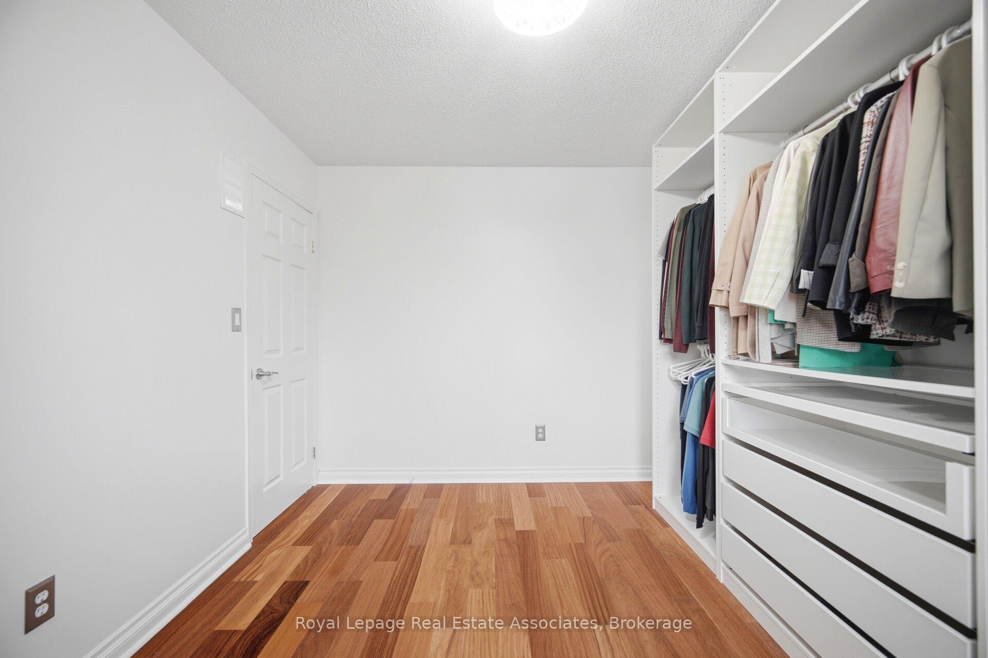 Photo 32 of 4119 Continental Drive, Burlington, Rose — HOMEH