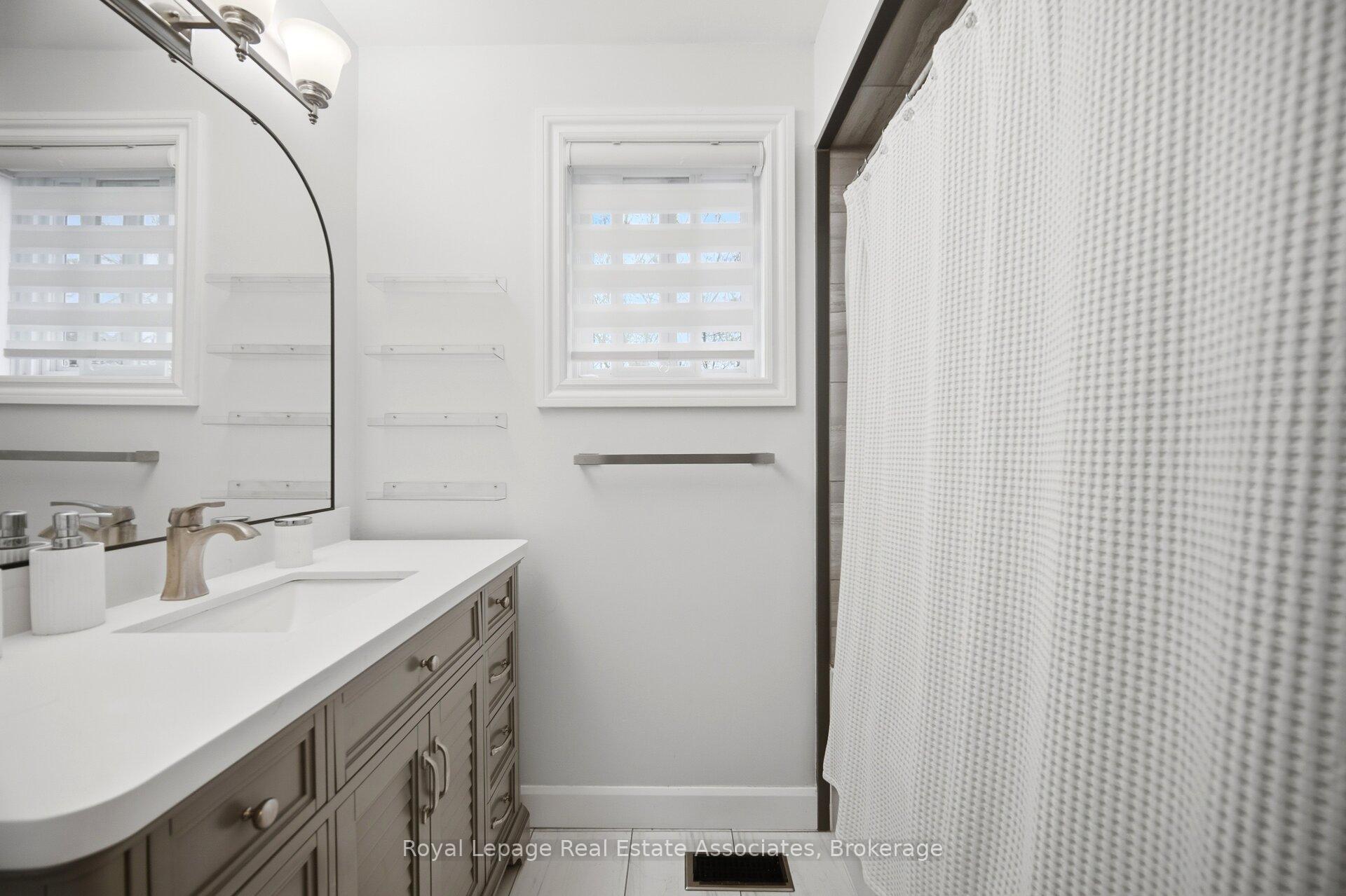 Photo 35 of 4119 Continental Drive, Burlington, Rose — HOMEH