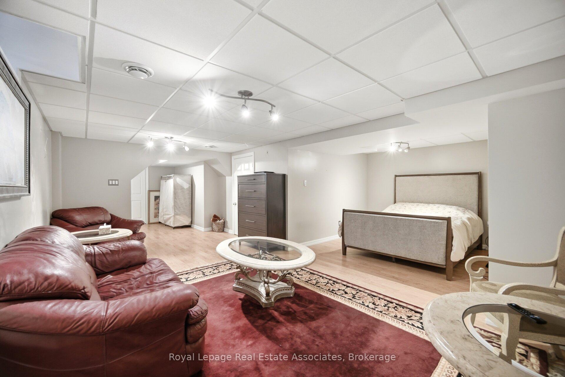 Photo 38 of 4119 Continental Drive, Burlington, Rose — HOMEH