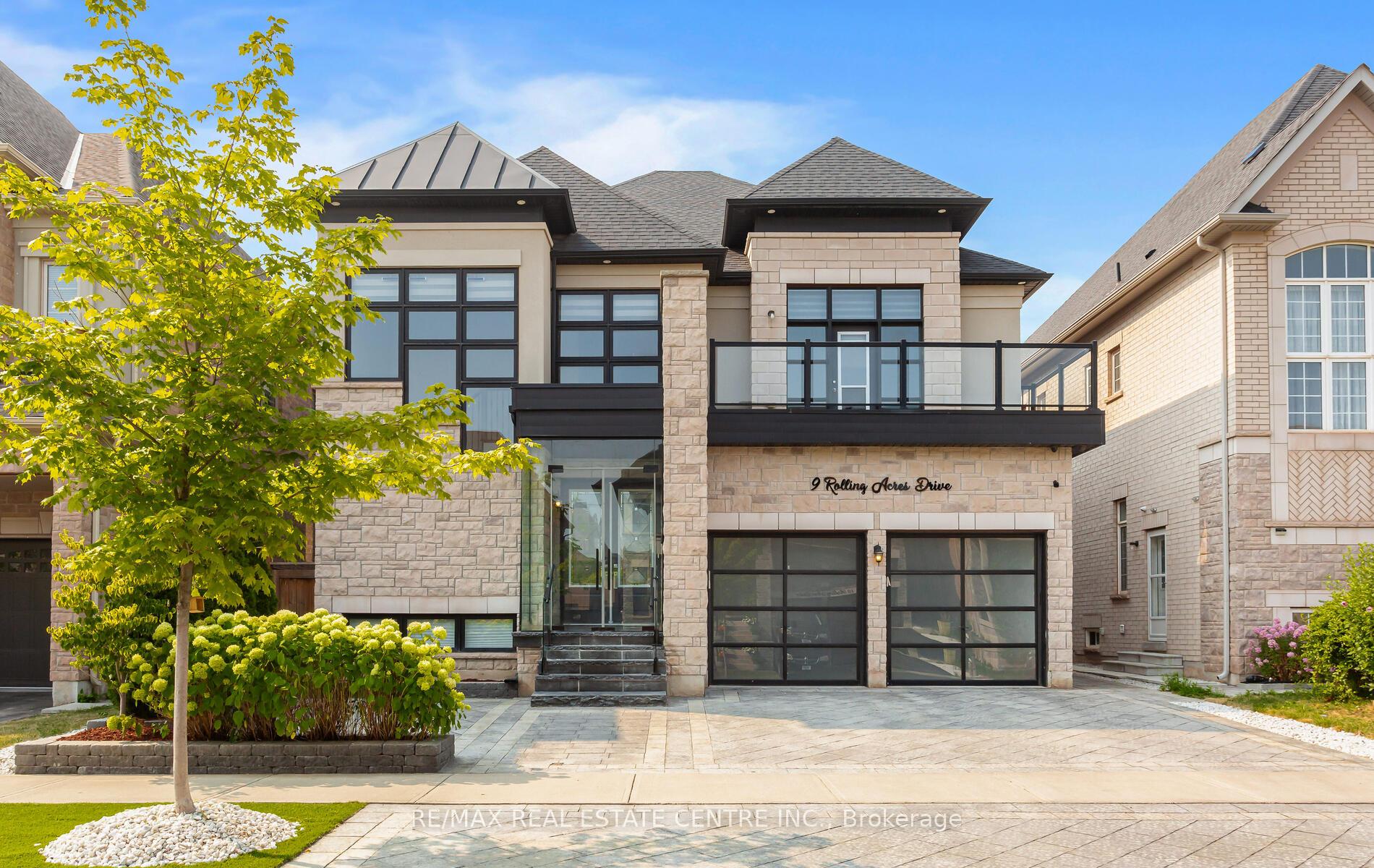 Photo 1 of 9 Rolling Acres Drive, Brampton, Credit Valley — HOMEH