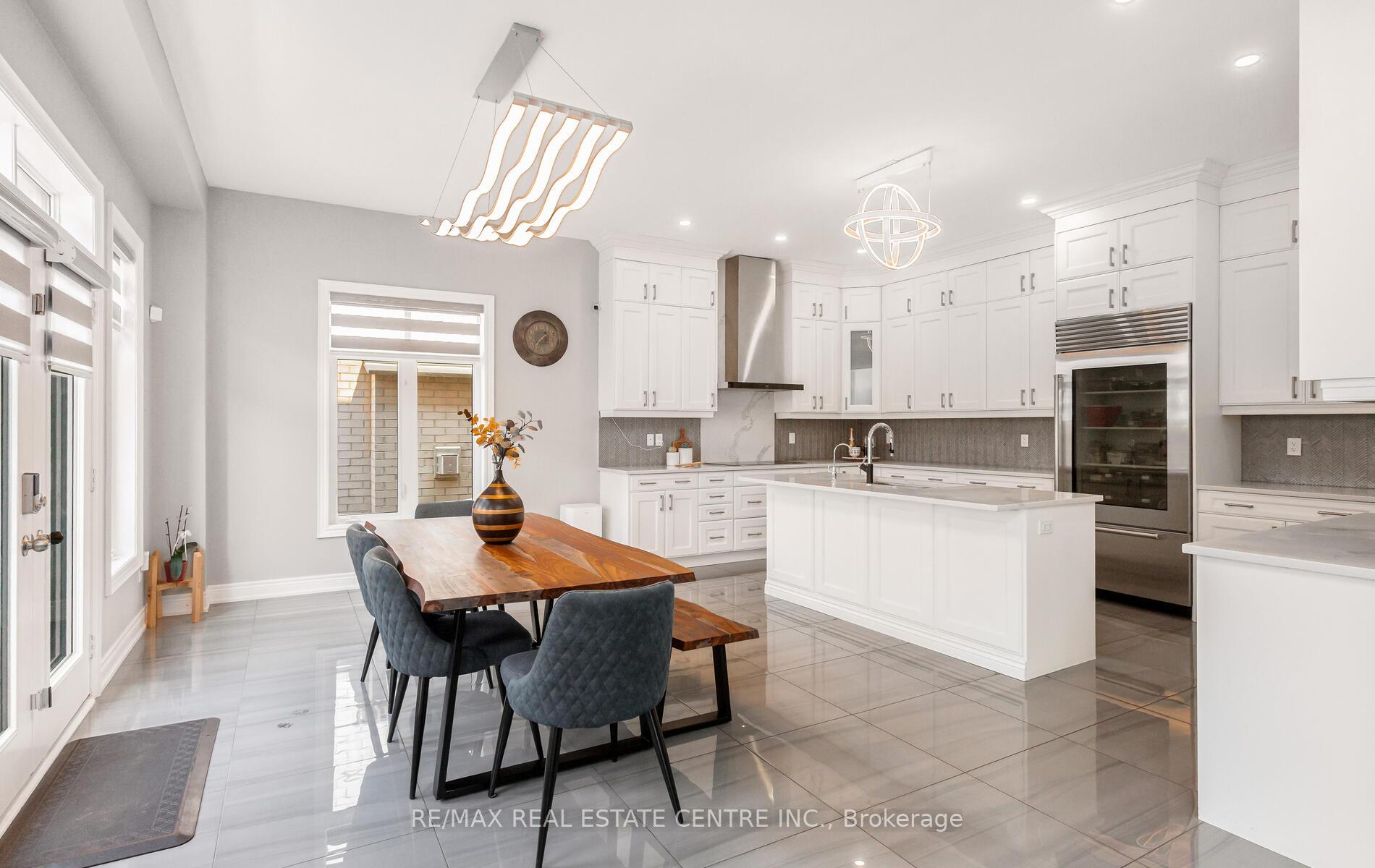 Photo 13 of 9 Rolling Acres Drive, Brampton, Credit Valley — HOMEH