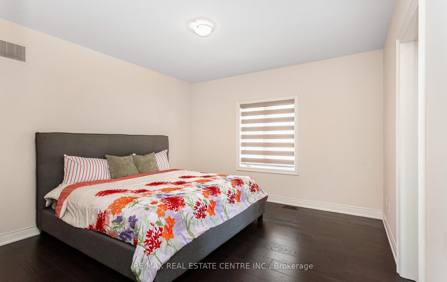 Photo 31 of 9 Rolling Acres Drive, Brampton, Credit Valley — HOMEH