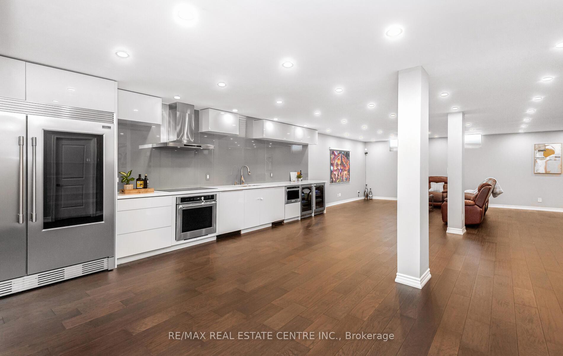 Photo 37 of 9 Rolling Acres Drive, Brampton, Credit Valley — HOMEH