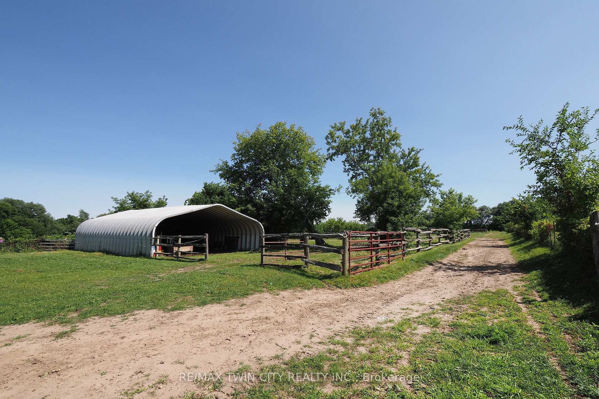 Photo 69 of 97 Hwy 2, RR1 Road, Brant, Burford — HOMEH
