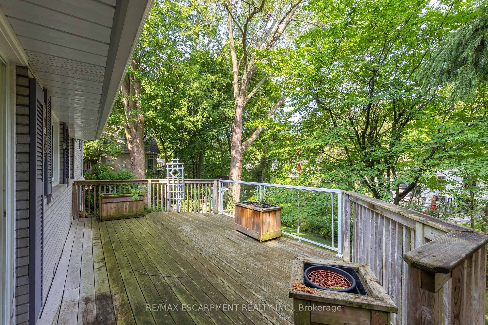 Photo 25 of 401 Cairncroft Road, Oakville, Morrison — HOMEH
