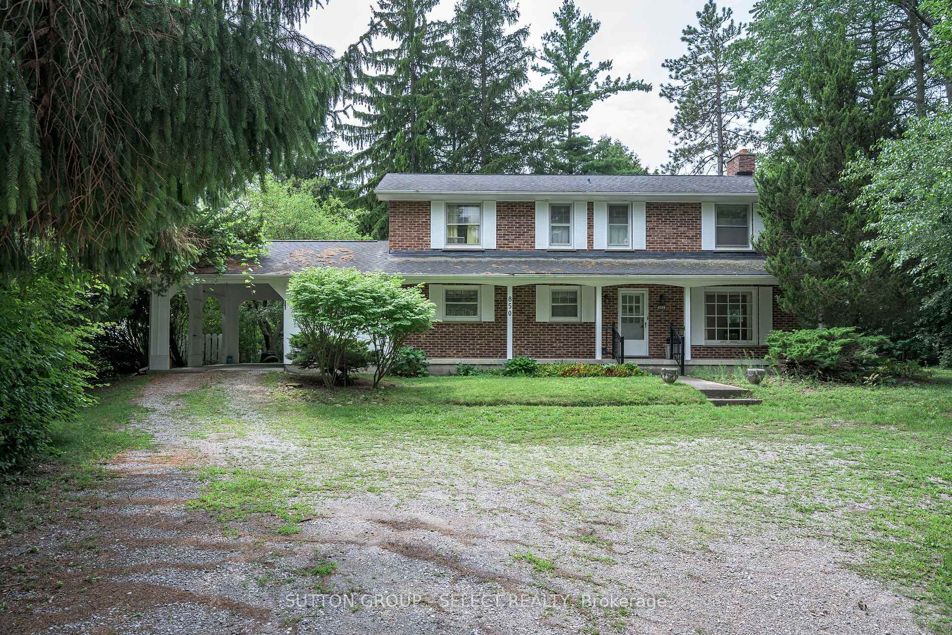 Photo 1 of 850 Commissioners Road W, London, South J — HOMEH