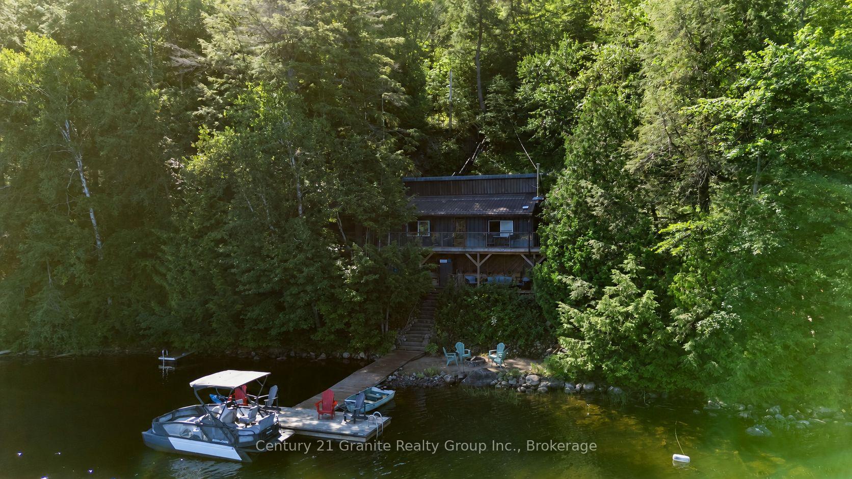 Photo 3 of 1411 Tock Lane, Algonquin Highlands, McClintock — HOMEH
