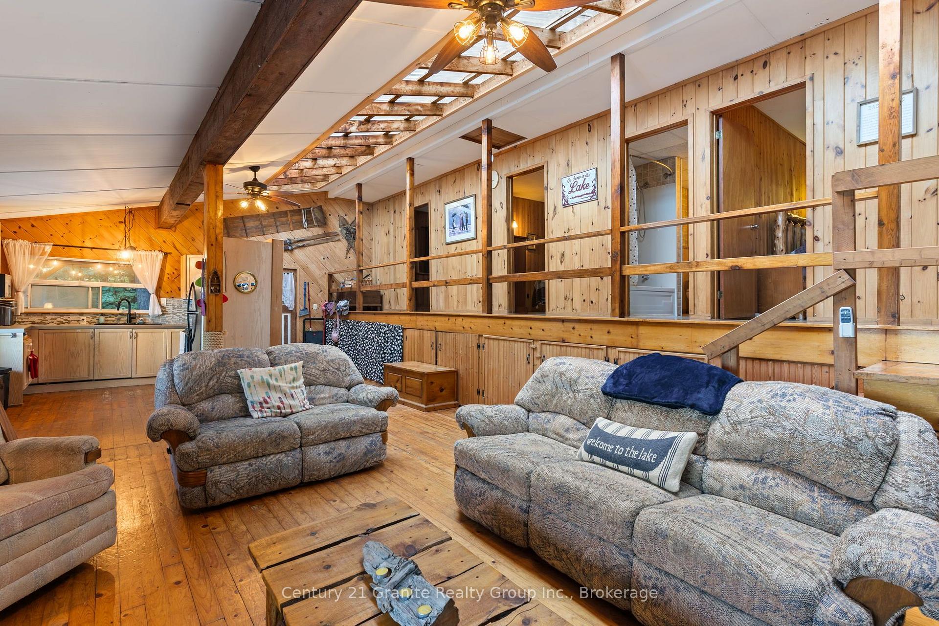 Photo 11 of 1411 Tock Lane, Algonquin Highlands, McClintock — HOMEH