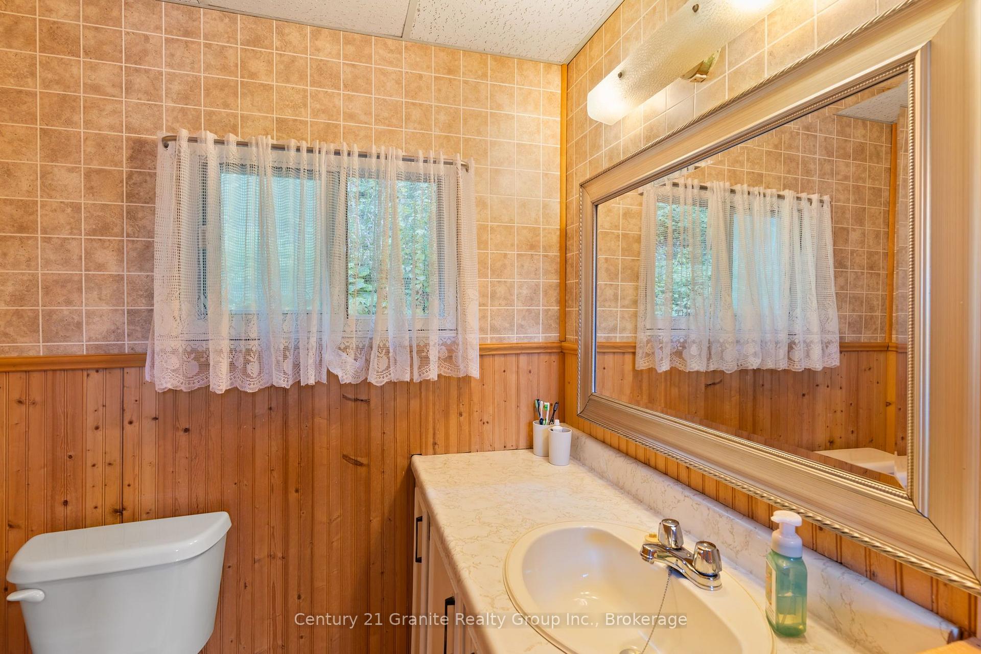 Photo 20 of 1411 Tock Lane, Algonquin Highlands, McClintock — HOMEH