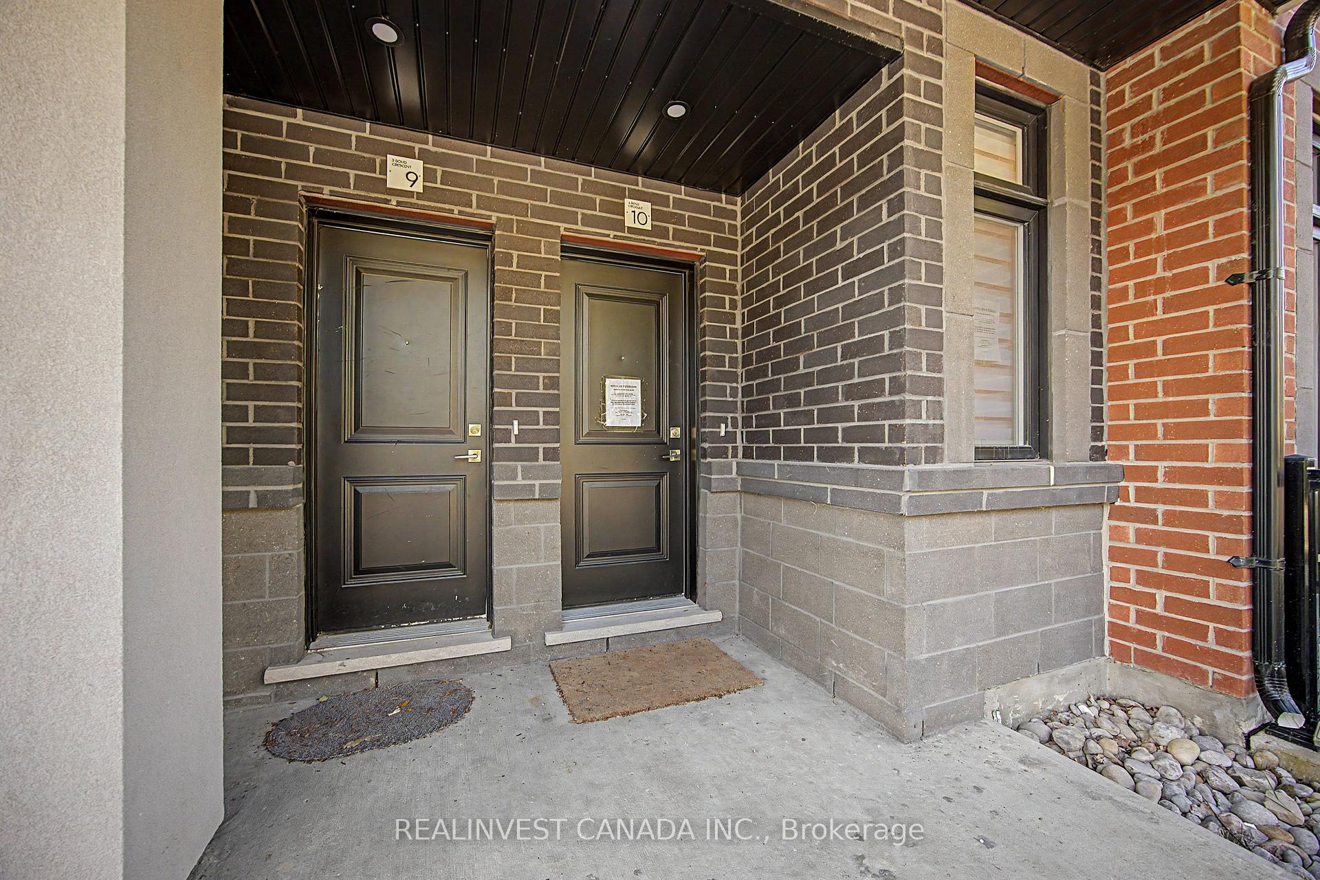 Photo 2 of Unit 10, 3 Bond Crescent, Richmond Hill, Oak Ridges — HOMEH