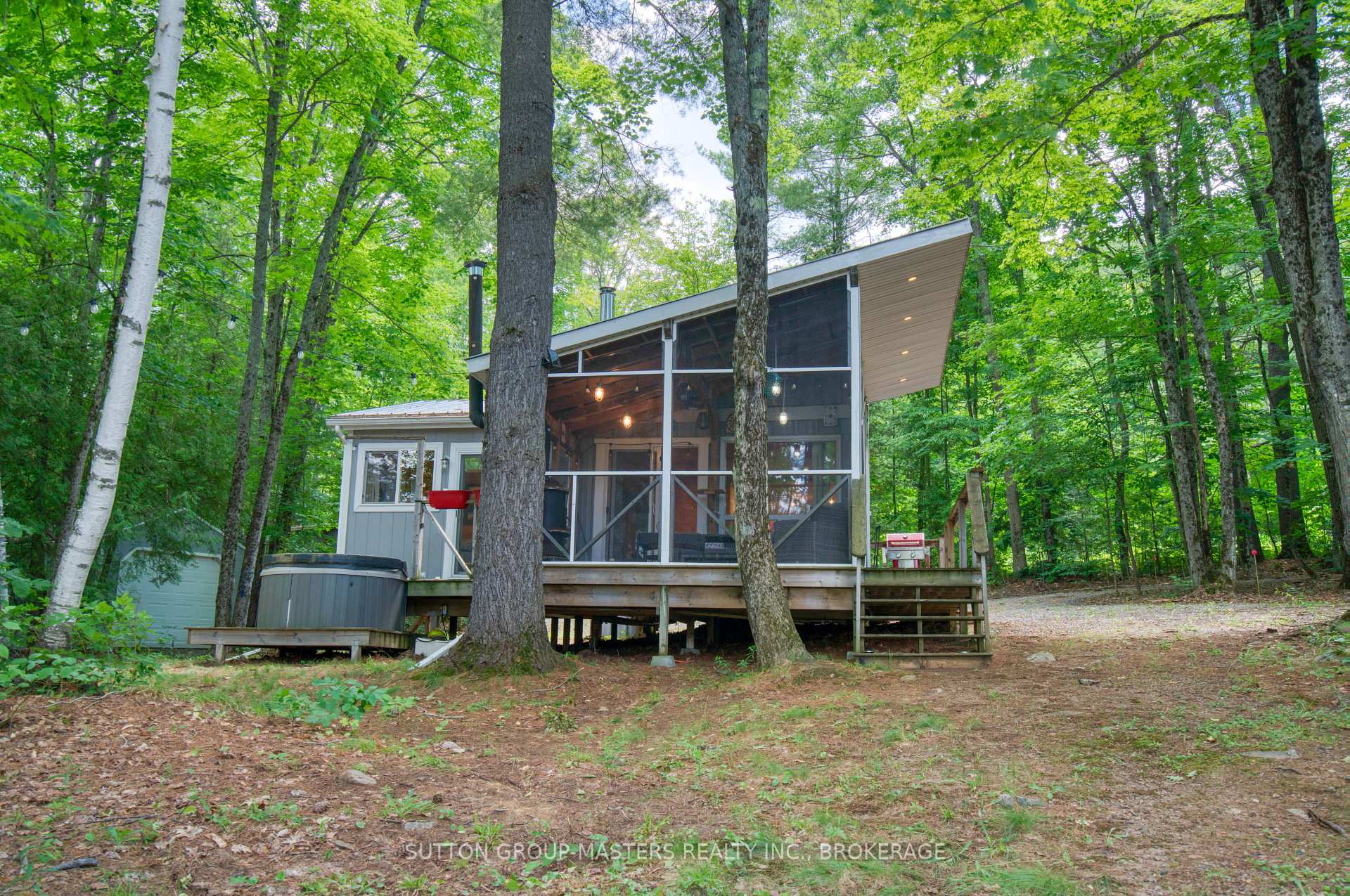 Photo of 2282 Myers Cave Road