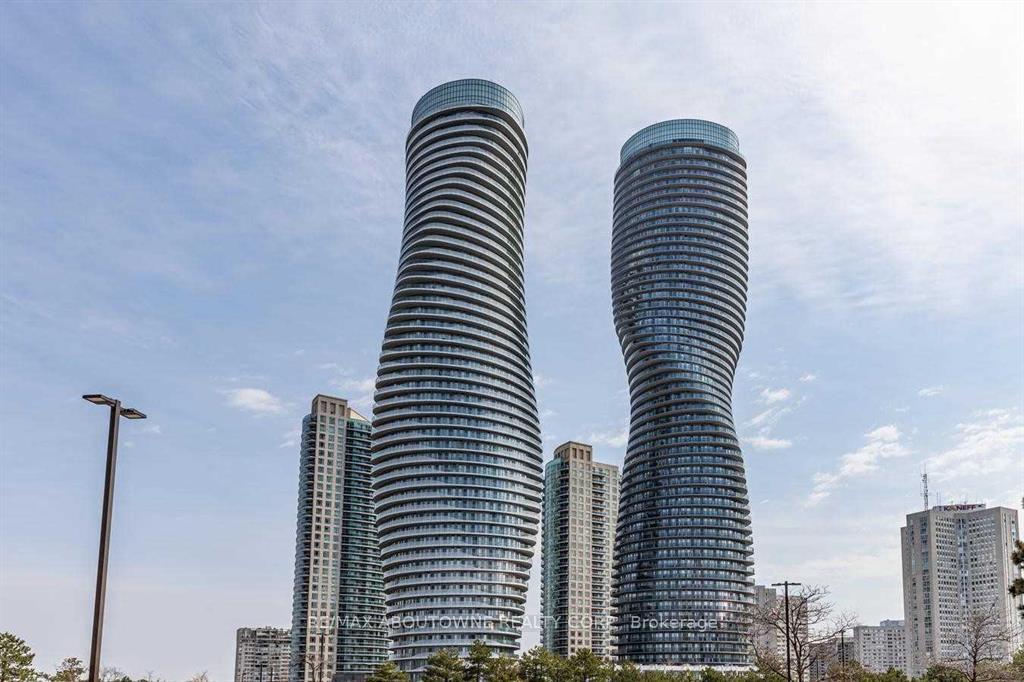 Front of Unit 304, 50 Absolute Avenue
